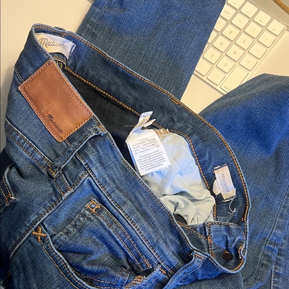 Madewell, size 25, Roadtripper blue jeans - Picture 2 of 6